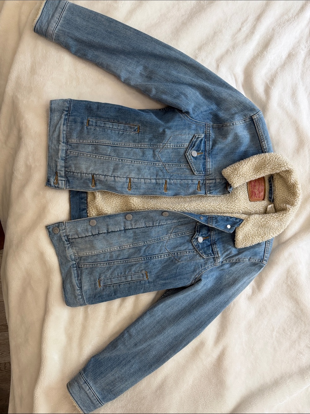Women's Levi's Sherpa Lined Denim Jacket
